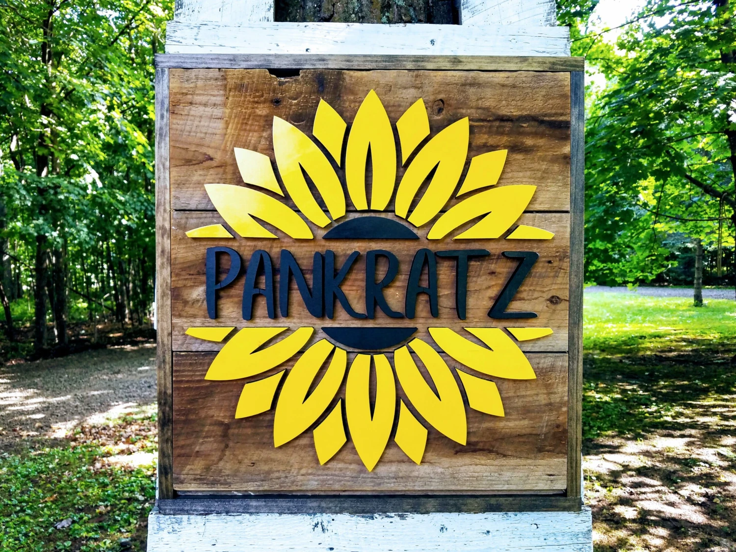 Sunflower Barn Board Sign | Handmade Custom Sign | Last Name Sign | Summer Home Decor 5 Sunflower Barn Board Sign | Handmade Custom Sign | Last Name Sign | Summer Home Decor - Image 5
