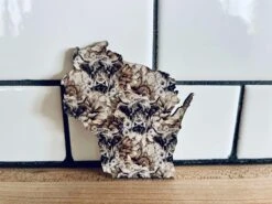 Highland Cow Wisconsin Magnet | State Shaped Gift Neutral Floral Cow Print | Farmhouse State Fridge Magnet