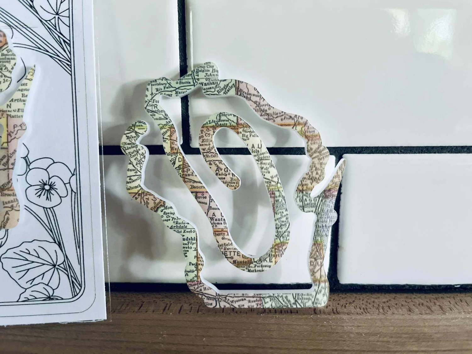 Wisconsin Map Acrylic Bookmark – UV Printed State Shape Bookmark | 1/8" Thick Clear Acrylic | Wisconsin Travel Gift | Vintage Map Souvenir | Wisconsin Reader Gift | Wisconsin State Outline Bookmark 7 Wisconsin Map Acrylic Bookmark – UV Printed State Shape Bookmark | 1/8" Thick Clear Acrylic | Wisconsin Travel Gift | Vintage Map Souvenir | Wisconsin Reader Gift | Wisconsin State Outline Bookmark - Image 7